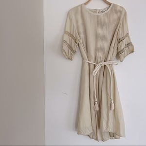 Aritzia Wilfred Relax Pleated Summer Dress